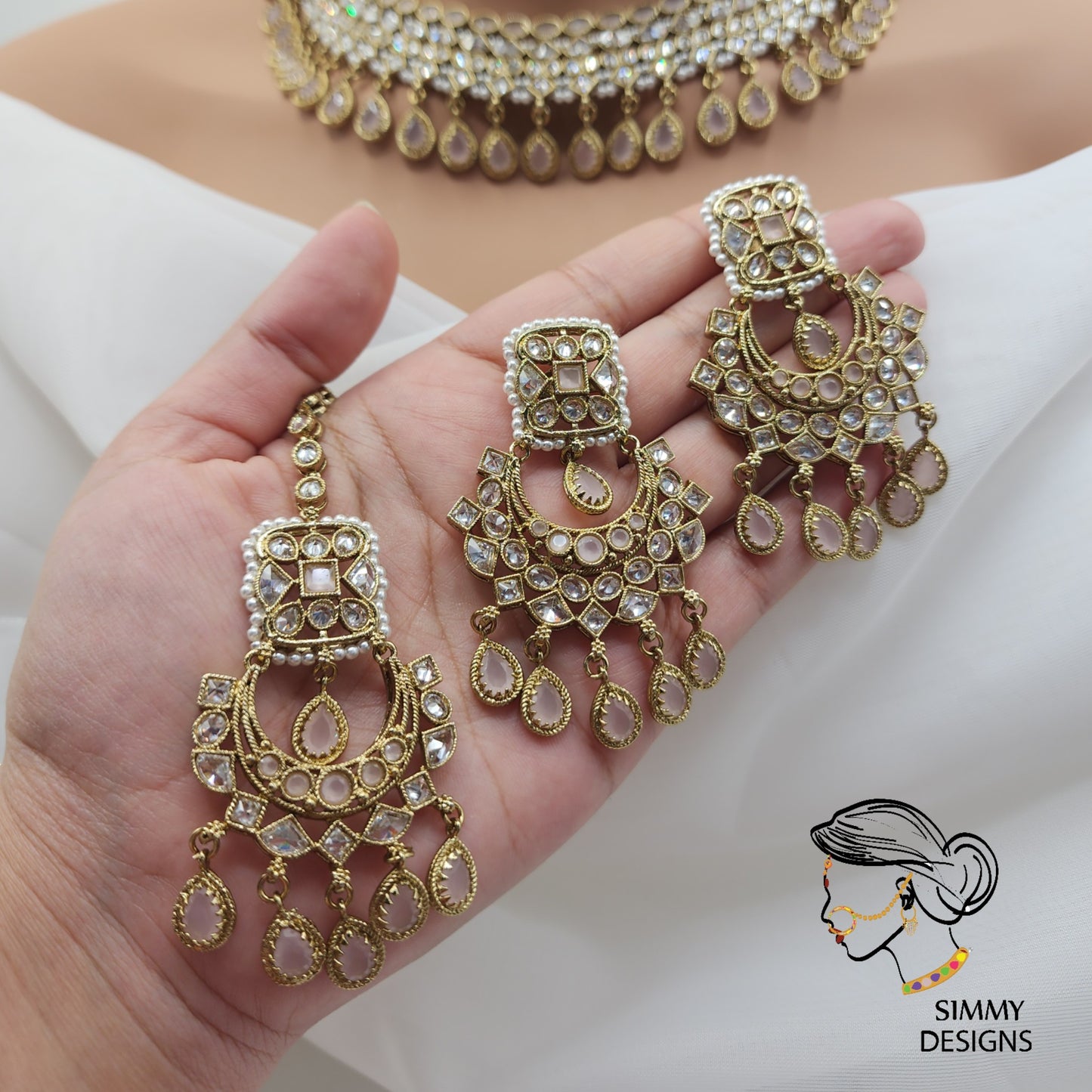 Bushra necklace set ( pastel pink)