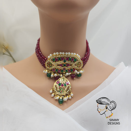 Arzoyi gold plated jadau set(Multicolor)