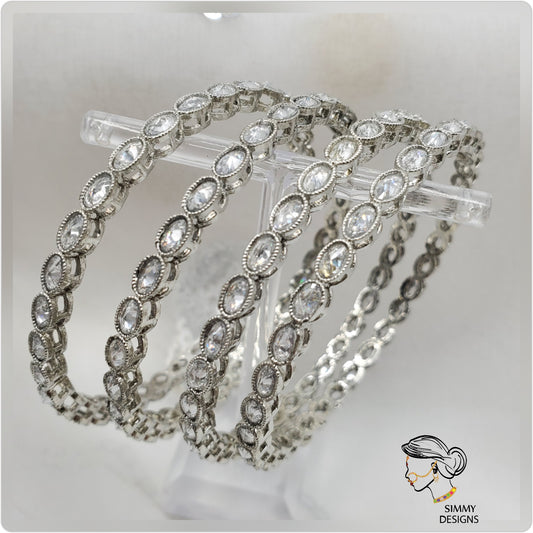 Set of 4 silver polki bangles